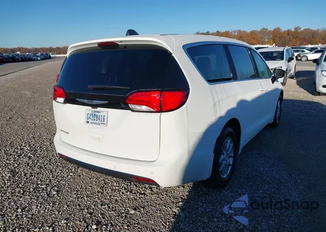 2026 Chrysler Voyager Lx из США, поврежденный, VIN 2C4RC1CG5TR185119
